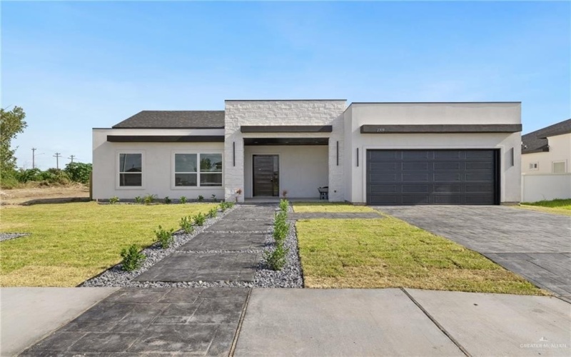 2309 Trinity Avenue, McAllen, TX 78504, 3 Bedrooms Bedrooms, ,2 BathroomsBathrooms,Residential,For Sale,2309 Trinity Avenue,476416