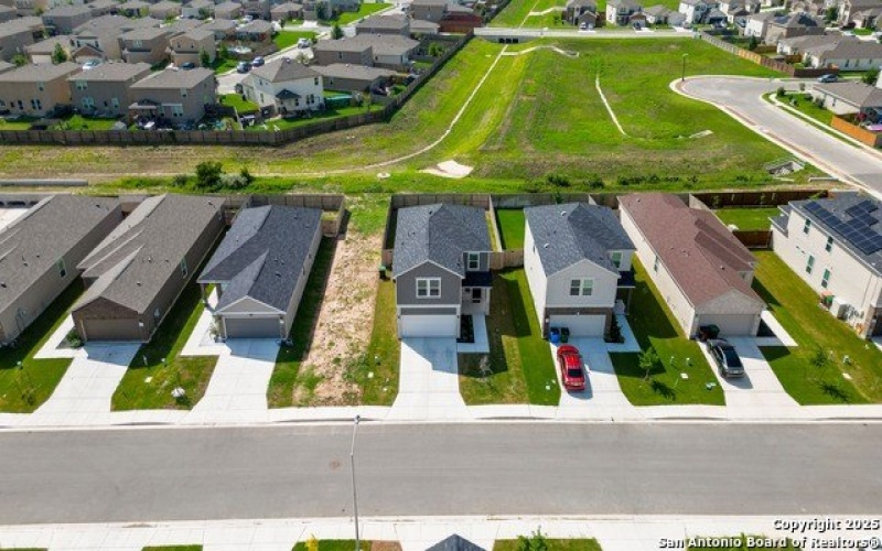 419 Blacktail Dr, New Braunfels, TX 78130, 3 Bedrooms Bedrooms, ,2 BathroomsBathrooms,Residential,For Sale,419 Blacktail Dr,1885463