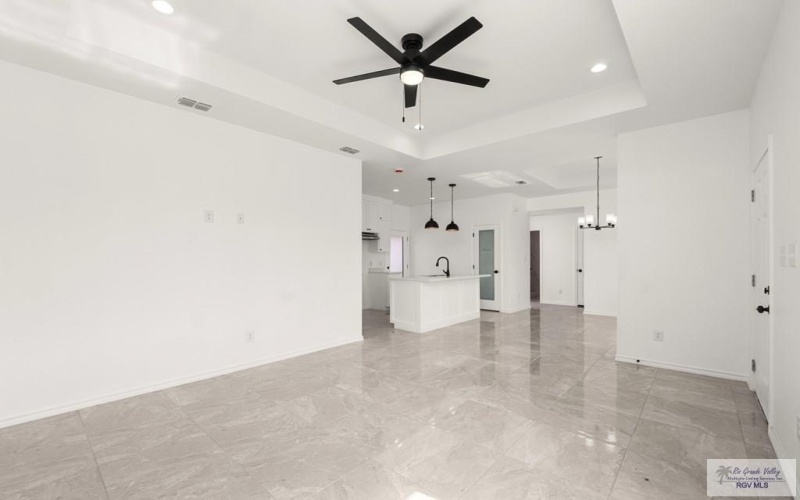 43894 RED VALLEY AVE, BROWNSVILLE, TX 78521, 3 Habitaciones Habitaciones , ,2 BañosBaños,Residential,En Venta,43894 RED VALLEY AVE,29766154