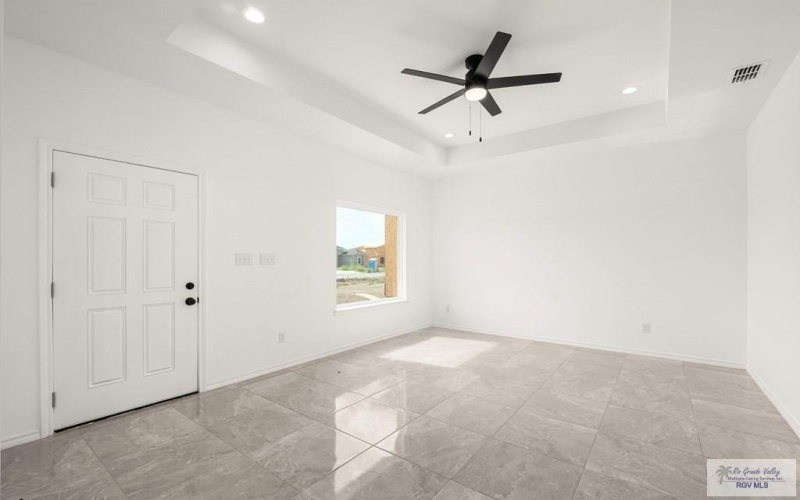43894 RED VALLEY AVE, BROWNSVILLE, TX 78521, 3 Habitaciones Habitaciones , ,2 BañosBaños,Residential,En Venta,43894 RED VALLEY AVE,29766154