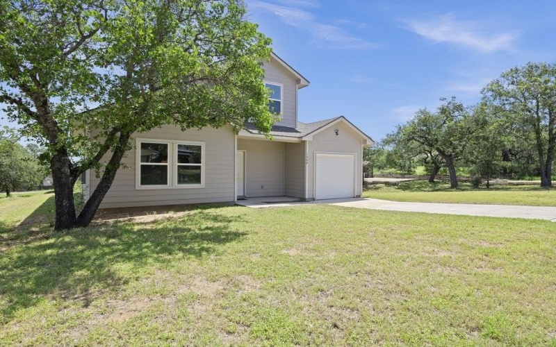 1908 Sleepy Hollow Drive, Kingsland, TX 78639, 3 Bedrooms Bedrooms, ,2 BathroomsBathrooms,Residential,For Sale,1908 Sleepy Hollow Drive,0,174346