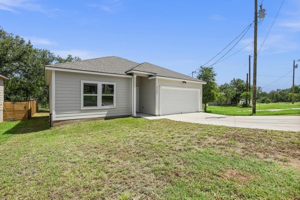 2200 Mc Arthur, Kingsland, TX 78639, 3 Bedrooms Bedrooms, ,2 BathroomsBathrooms,Residential,For Sale,2200 Mc Arthur,0,174347