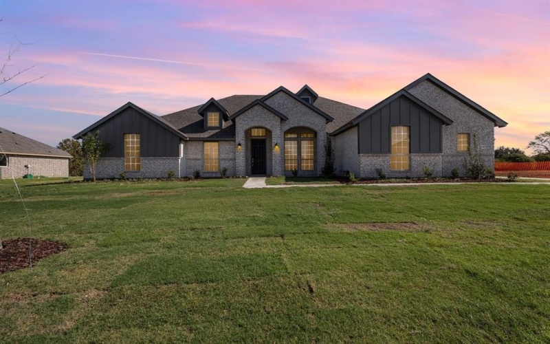 260 Crystal Lake Lane, Red Oak, TX 75154, 4 Habitaciones Habitaciones , ,3 BañosBaños,Residential,En Venta,260 Crystal Lake Lane,20859055