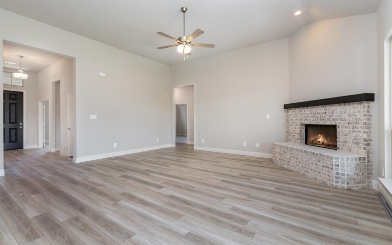 260 Crystal Lake Lane, Red Oak, TX 75154, 4 Habitaciones Habitaciones , ,3 BañosBaños,Residential,En Venta,260 Crystal Lake Lane,20859055