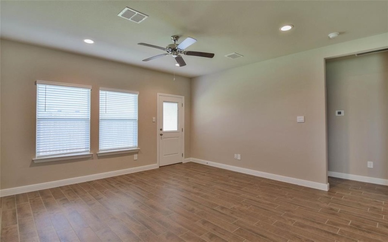 676 Capstone Circle, Granbury, TX 76048, 4 Bedrooms Bedrooms, ,2 BathroomsBathrooms,Residential,For Sale,676 Capstone Circle,21005008