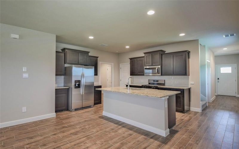 676 Capstone Circle, Granbury, TX 76048, 4 Bedrooms Bedrooms, ,2 BathroomsBathrooms,Residential,For Sale,676 Capstone Circle,21005008