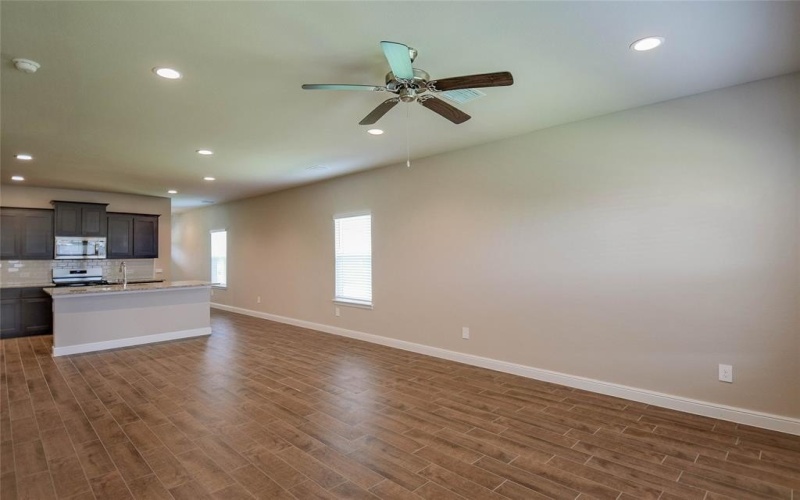 676 Capstone Circle, Granbury, TX 76048, 4 Bedrooms Bedrooms, ,2 BathroomsBathrooms,Residential,For Sale,676 Capstone Circle,21005008