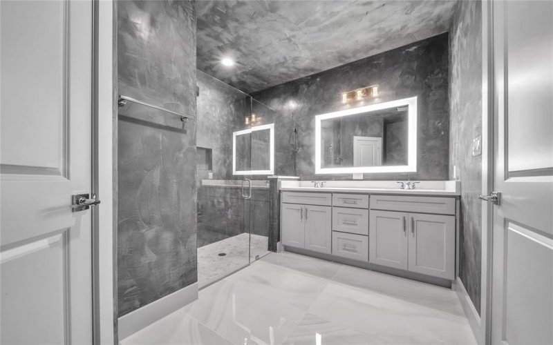 2420 Givendale Road, Dallas, TX 75241, 3 Bedrooms Bedrooms, ,2 BathroomsBathrooms,Residential,For Sale,2420 Givendale Road,0,21005963