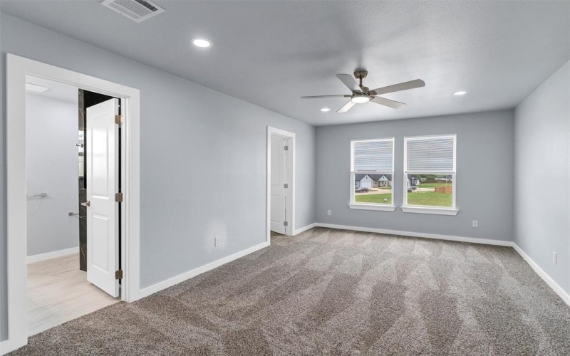 588 Highview Court, Godley, TX 76044, 3 Habitaciones Habitaciones , ,2 BañosBaños,Residential,En Venta,588 Highview Court,21005994
