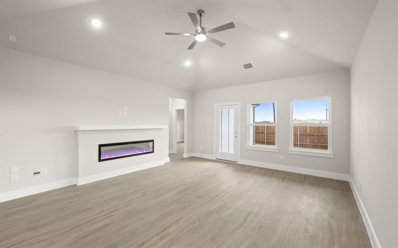 1408 Blackthorne Lane, Denton, TX 76249, 5 Habitaciones Habitaciones , ,3 BañosBaños,Residential,En Venta,1408 Blackthorne Lane,0,21006041