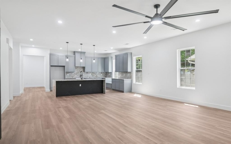 2936 Henry Road, Lancaster, TX 75134, 3 Habitaciones Habitaciones , ,3 BañosBaños,Residential,En Venta,2936 Henry Road,21006087