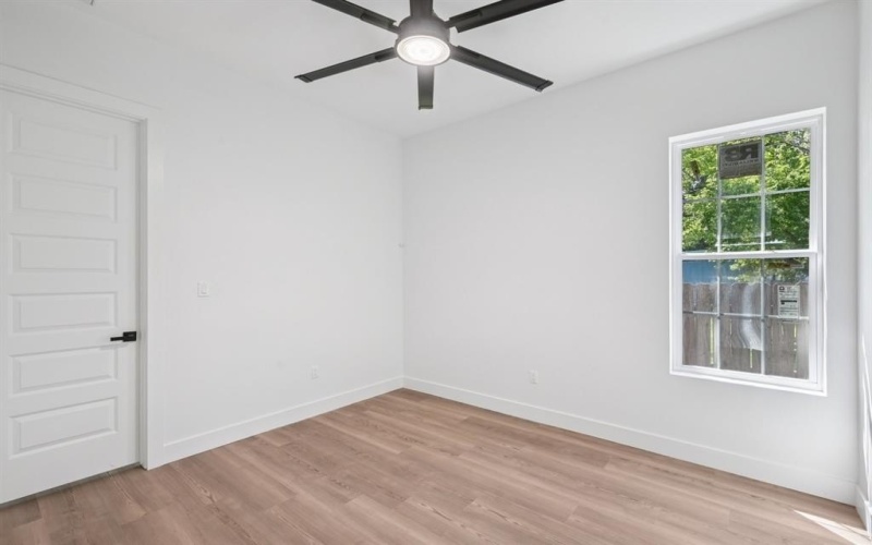 2936 Henry Road, Lancaster, TX 75134, 3 Habitaciones Habitaciones , ,3 BañosBaños,Residential,En Venta,2936 Henry Road,21006087