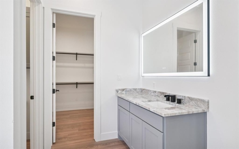 2936 Henry Road, Lancaster, TX 75134, 3 Habitaciones Habitaciones , ,3 BañosBaños,Residential,En Venta,2936 Henry Road,21006087
