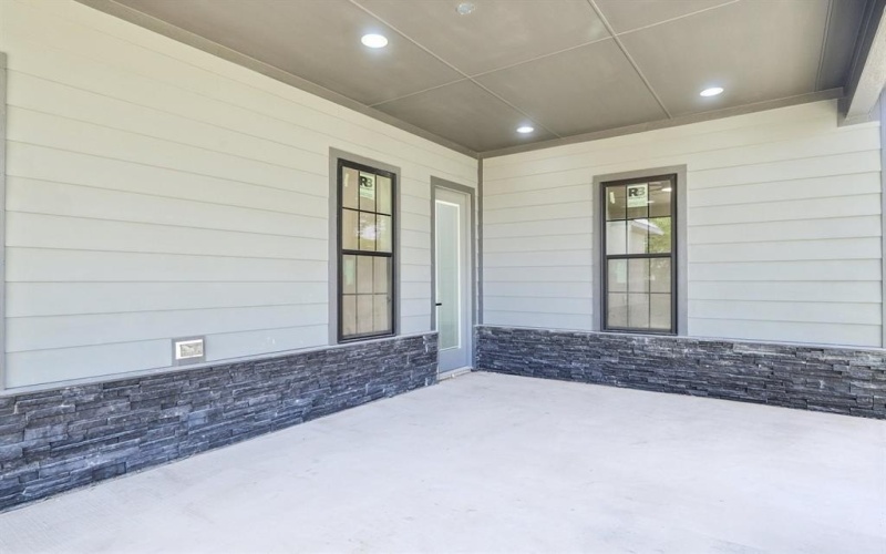 2936 Henry Road, Lancaster, TX 75134, 3 Habitaciones Habitaciones , ,3 BañosBaños,Residential,En Venta,2936 Henry Road,21006087