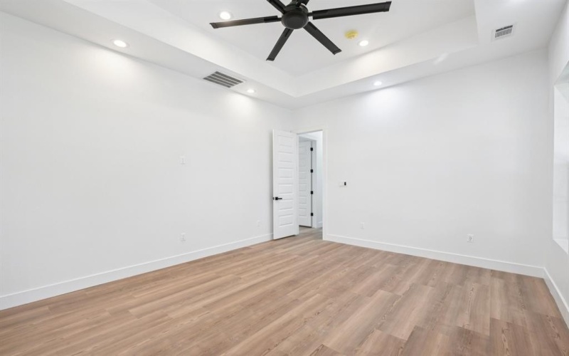 2936 Henry Road, Lancaster, TX 75134, 3 Habitaciones Habitaciones , ,3 BañosBaños,Residential,En Venta,2936 Henry Road,21006087