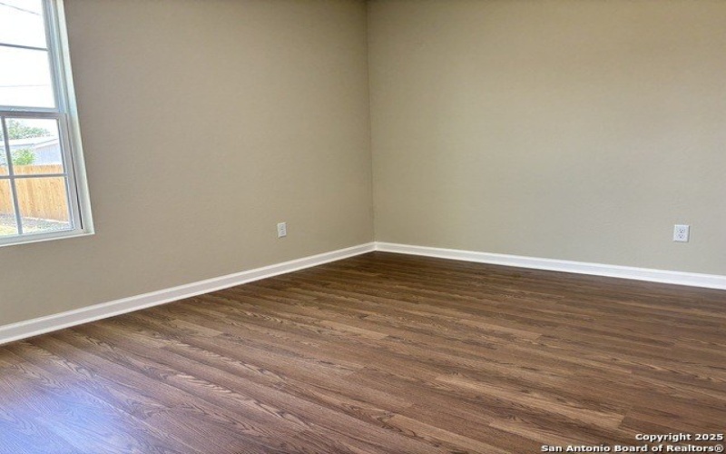 702 E 5th, Nixon, TX 78140, 3 Bedrooms Bedrooms, ,2 BathroomsBathrooms,Residential,For Sale,702 E 5th,1885574