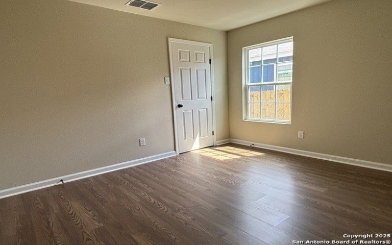 702 E 5th, Nixon, TX 78140, 3 Bedrooms Bedrooms, ,2 BathroomsBathrooms,Residential,For Sale,702 E 5th,1885574