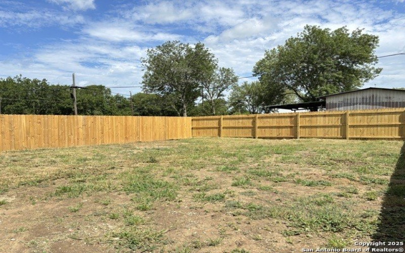 702 E 5th, Nixon, TX 78140, 3 Bedrooms Bedrooms, ,2 BathroomsBathrooms,Residential,For Sale,702 E 5th,1885574