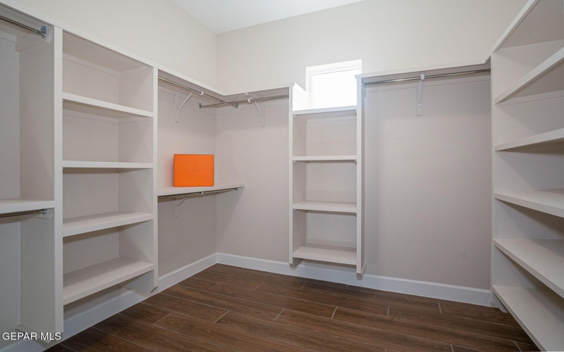 6402 CADENCE RIVER Drive, El Paso, TX 79932, 5 Habitaciones Habitaciones , ,1 BañoBaños,Residential,En Venta,6402 CADENCE RIVER Drive,926815