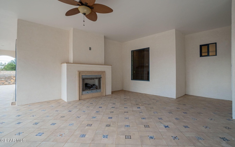 6402 CADENCE RIVER Drive, El Paso, TX 79932, 5 Habitaciones Habitaciones , ,1 BañoBaños,Residential,En Venta,6402 CADENCE RIVER Drive,926815