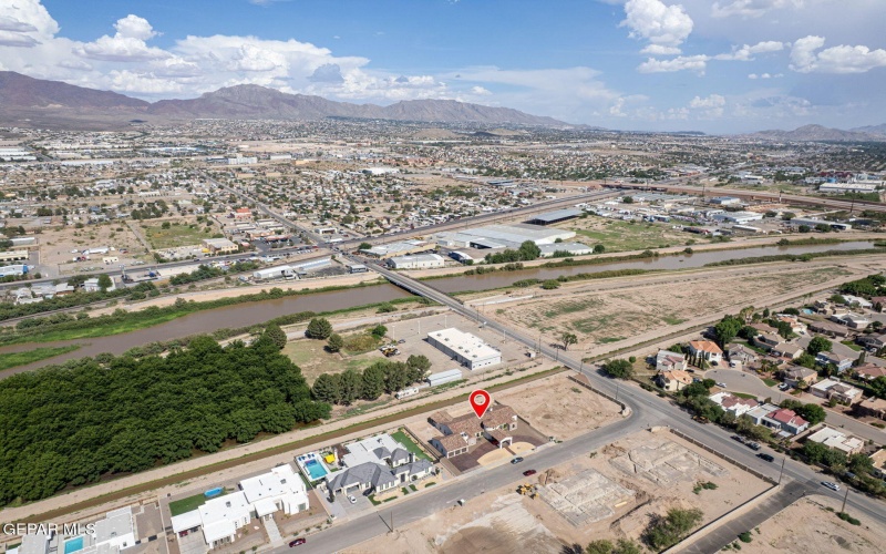 6402 CADENCE RIVER Drive, El Paso, TX 79932, 5 Habitaciones Habitaciones , ,1 BañoBaños,Residential,En Venta,6402 CADENCE RIVER Drive,926815