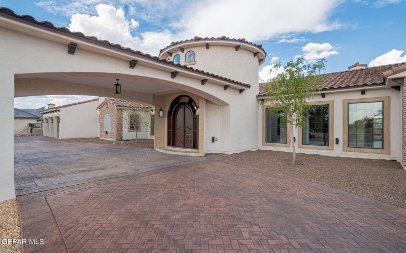 6402 CADENCE RIVER Drive, El Paso, TX 79932, 5 Habitaciones Habitaciones , ,1 BañoBaños,Residential,En Venta,6402 CADENCE RIVER Drive,926815
