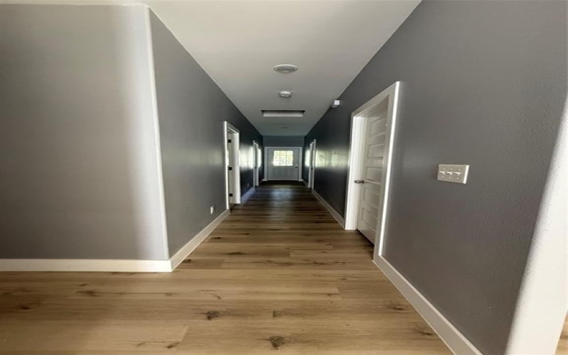 1313 S Walnut Street, Sherman, TX 75090, 3 Habitaciones Habitaciones , ,2 BañosBaños,Residential,En Venta,1313 S Walnut Street,21006305