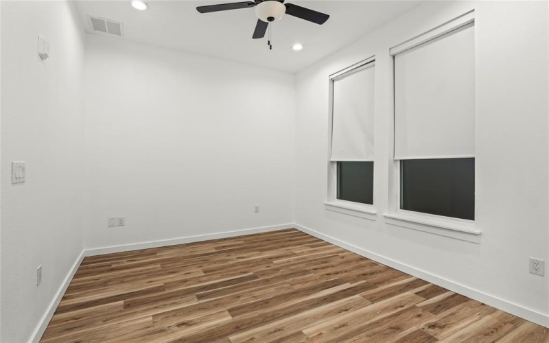 4314 Roseland Avenue #106, Dallas, TX 75204, 3 Bedrooms Bedrooms, ,2 BathroomsBathrooms,Residential,For Sale,4314 Roseland Avenue,0,21006346