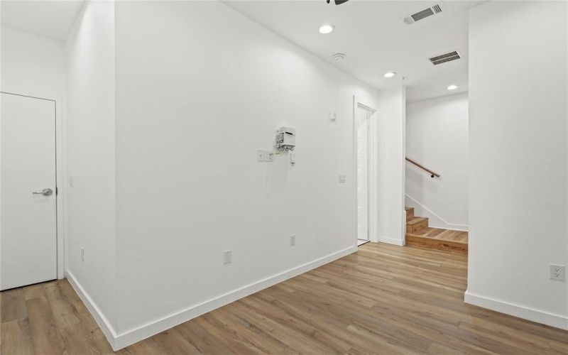 4314 Roseland Avenue #106, Dallas, TX 75204, 3 Bedrooms Bedrooms, ,2 BathroomsBathrooms,Residential,For Sale,4314 Roseland Avenue,0,21006346