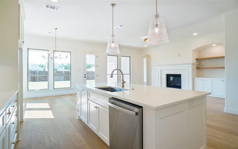 621 Hummingbird Drive, Aledo, TX 76008, 4 Bedrooms Bedrooms, ,3 BathroomsBathrooms,Residential,For Sale,621 Hummingbird Drive,0,21006463