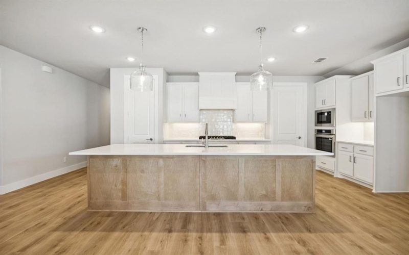 4704 Tippett Drive, McKinney, TX 75071, 3 Habitaciones Habitaciones , ,2 BañosBaños,Residential,En Venta,4704 Tippett Drive,0,21006469