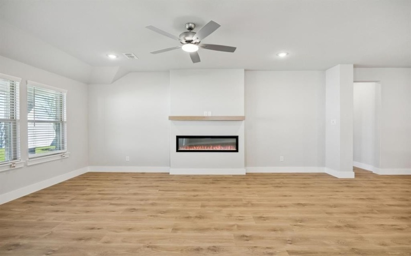 4704 Tippett Drive, McKinney, TX 75071, 3 Habitaciones Habitaciones , ,2 BañosBaños,Residential,En Venta,4704 Tippett Drive,0,21006469