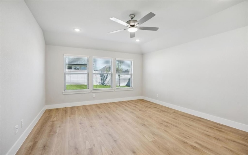 4704 Tippett Drive, McKinney, TX 75071, 3 Habitaciones Habitaciones , ,2 BañosBaños,Residential,En Venta,4704 Tippett Drive,0,21006469