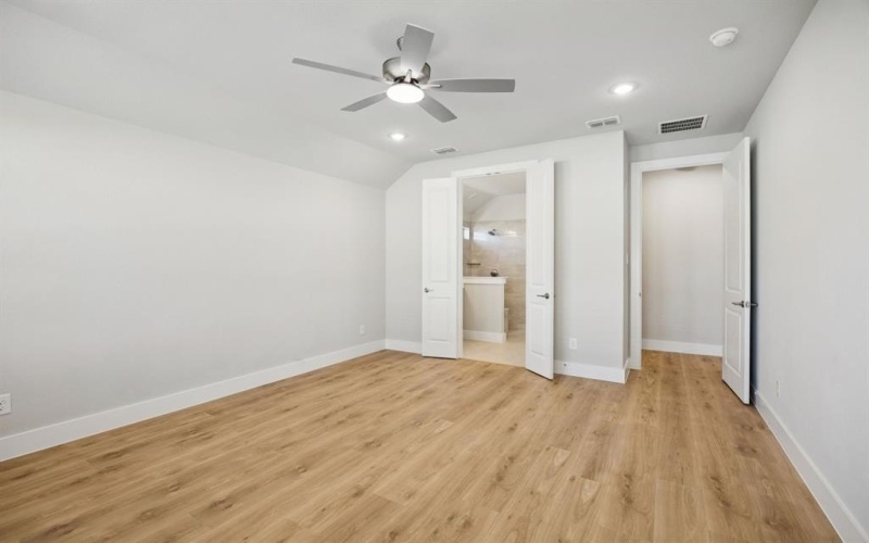 4704 Tippett Drive, McKinney, TX 75071, 3 Habitaciones Habitaciones , ,2 BañosBaños,Residential,En Venta,4704 Tippett Drive,0,21006469