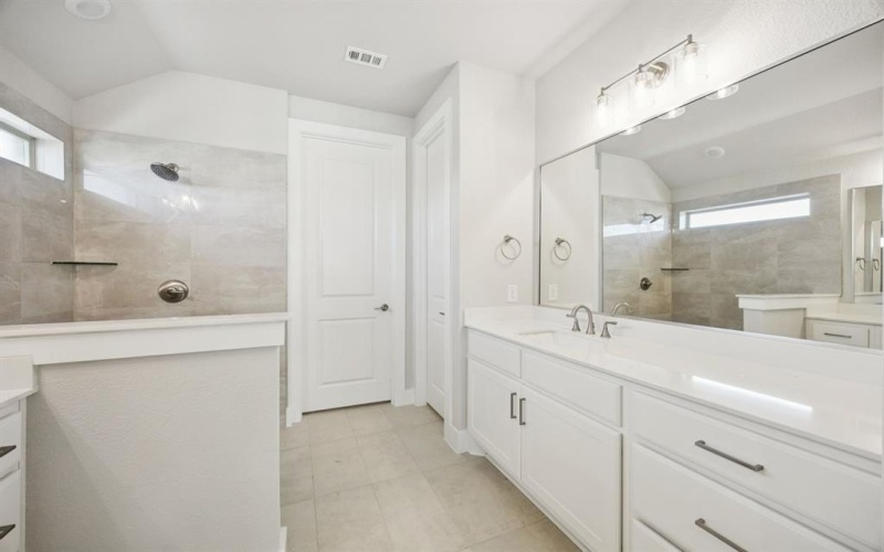 4704 Tippett Drive, McKinney, TX 75071, 3 Habitaciones Habitaciones , ,2 BañosBaños,Residential,En Venta,4704 Tippett Drive,0,21006469