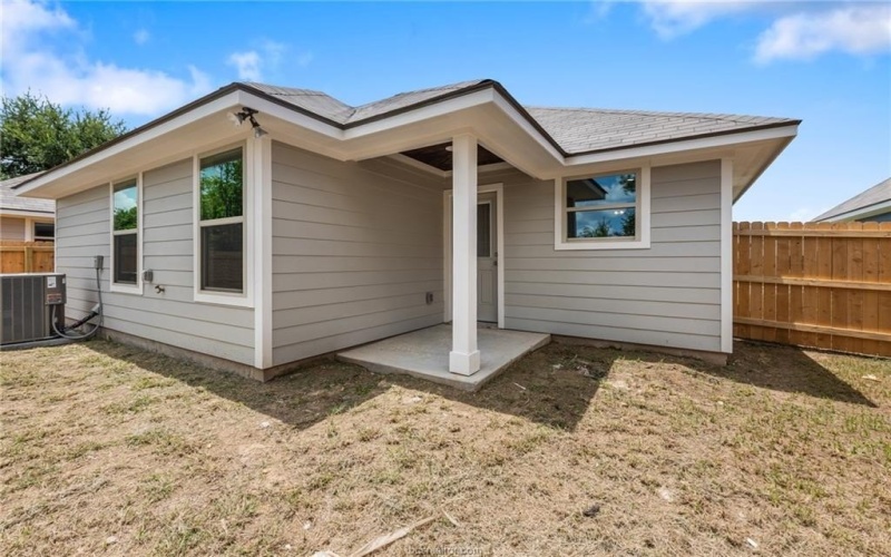 1204 Highgarden Drive, Navasota, TX 77868, 3 Habitaciones Habitaciones , ,2 BañosBaños,Residential,En Venta,1204 Highgarden Drive,25008039