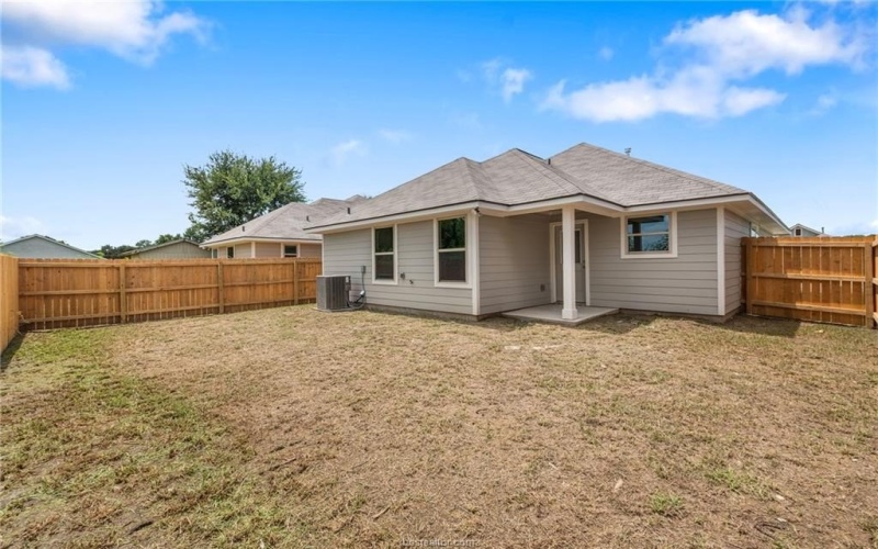 1204 Highgarden Drive, Navasota, TX 77868, 3 Habitaciones Habitaciones , ,2 BañosBaños,Residential,En Venta,1204 Highgarden Drive,25008039