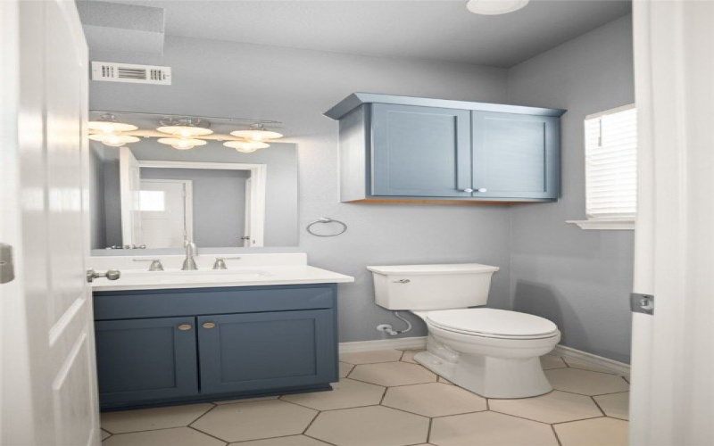 15217 Windward Drive unit: 401 #401, Corpus Christi, TX 78418, 4 Bedrooms Bedrooms, ,3 BathroomsBathrooms,Residential,For Sale,15217 Windward Drive unit: 401,0,461823