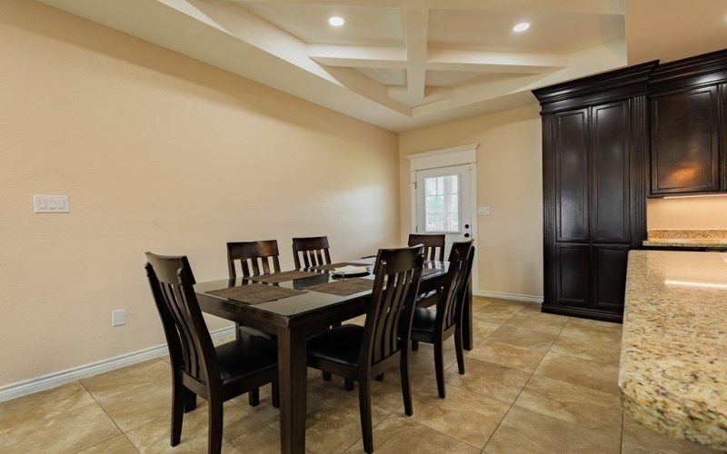 68 Sunday Ct, Uvalde, TX 78801, 3 Habitaciones Habitaciones , ,2 BañosBaños,Residential,En Venta,68 Sunday Ct,81461