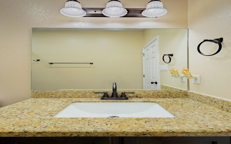 68 Sunday Ct, Uvalde, TX 78801, 3 Habitaciones Habitaciones , ,2 BañosBaños,Residential,En Venta,68 Sunday Ct,81461