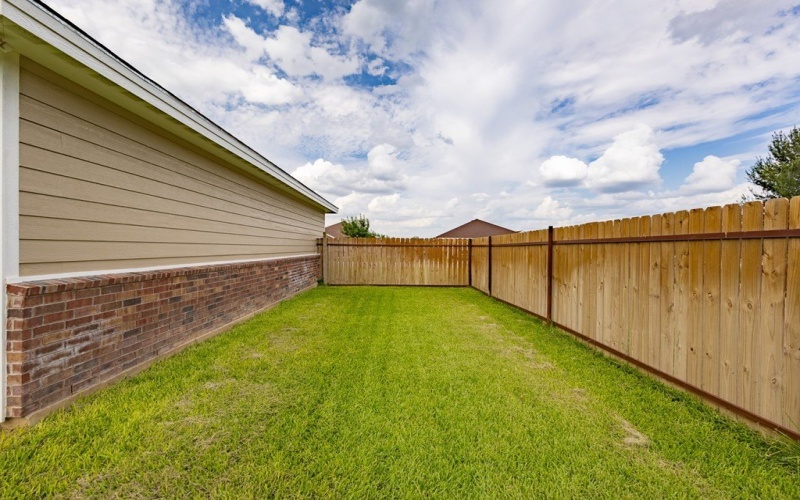 68 Sunday Ct, Uvalde, TX 78801, 3 Habitaciones Habitaciones , ,2 BañosBaños,Residential,En Venta,68 Sunday Ct,81461