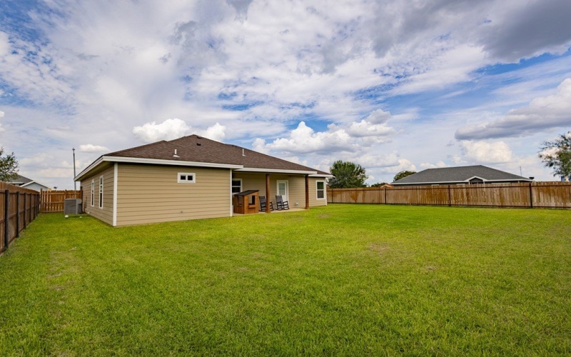 68 Sunday Ct, Uvalde, TX 78801, 3 Habitaciones Habitaciones , ,2 BañosBaños,Residential,En Venta,68 Sunday Ct,81461