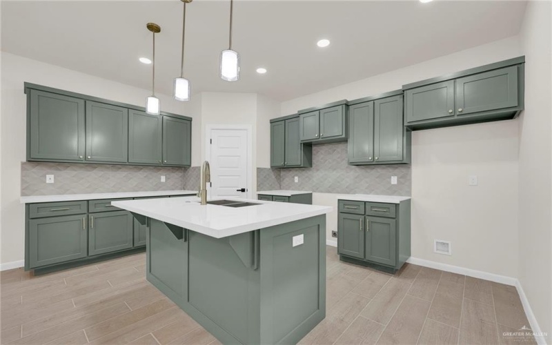 3504 E Mcgrady Street, Edinburg, TX 78542, 3 Habitaciones Habitaciones , ,2 BañosBaños,Residential,En Venta,3504 E Mcgrady Street,476434