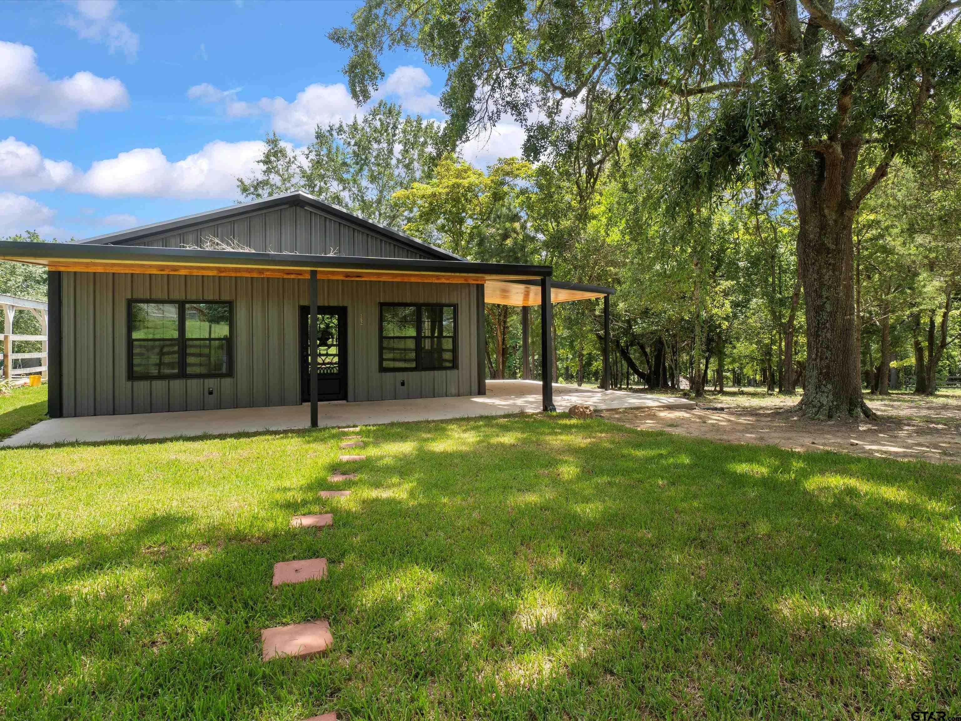 162 Holloway, Big Sandy, TX 75755, 3 Habitaciones Habitaciones , ,2 BañosBaños,Residential,En Venta,162 Holloway,25011068