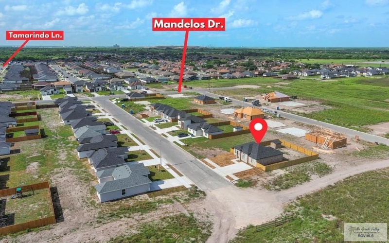 733 THORNTON LN, BROWNSVILLE, TX 78521, 3 Habitaciones Habitaciones , ,2 BañosBaños,Residential,En Venta,733 THORNTON LN,29766959