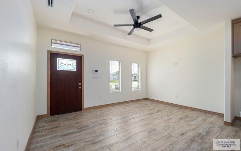 733 THORNTON LN, BROWNSVILLE, TX 78521, 3 Habitaciones Habitaciones , ,2 BañosBaños,Residential,En Venta,733 THORNTON LN,29766959