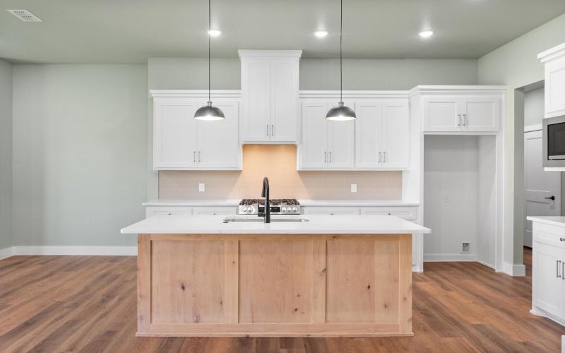 2910 134th Street, Lubbock, TX 79423, 4 Habitaciones Habitaciones , ,2 BañosBaños,Residential,En Venta,2910 134th Street,202558080