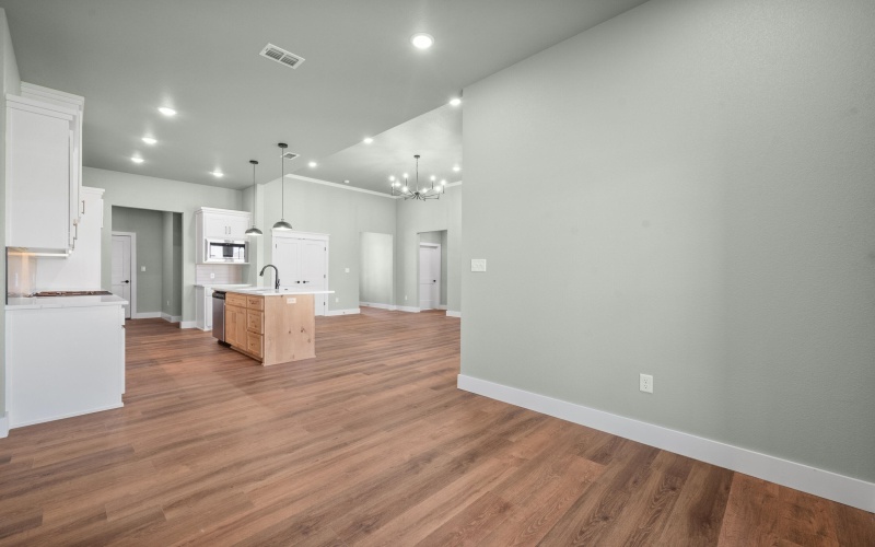 2910 134th Street, Lubbock, TX 79423, 4 Habitaciones Habitaciones , ,2 BañosBaños,Residential,En Venta,2910 134th Street,202558080