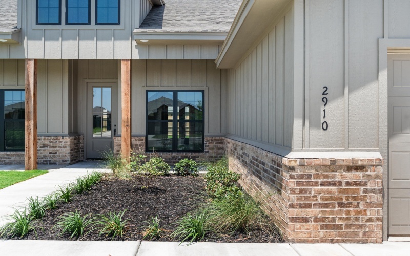 2910 134th Street, Lubbock, TX 79423, 4 Habitaciones Habitaciones , ,2 BañosBaños,Residential,En Venta,2910 134th Street,202558080