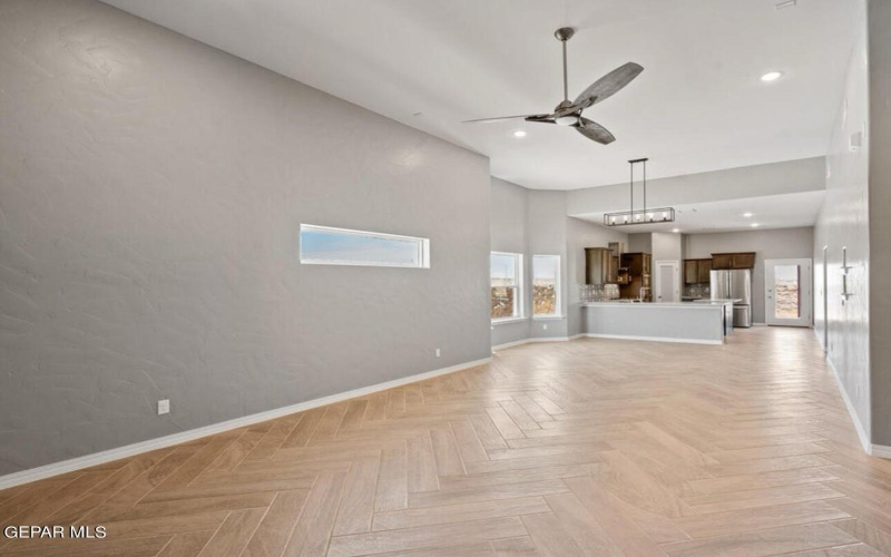 100 Dawson Street, Sunland Park, NM 88063, 5 Habitaciones Habitaciones , ,3 BañosBaños,Residential,En Venta,100 Dawson Street,905334